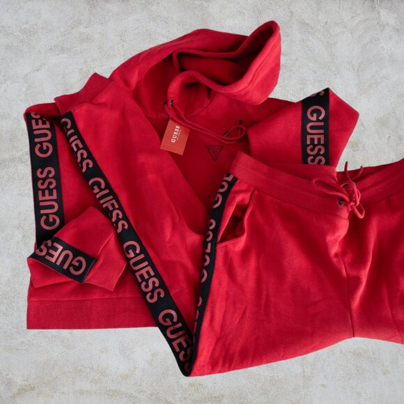 Guess NWT Red and Black Crop Top Hooded Sweatshirt With Joggers Track Suit - Picture 1 of 15